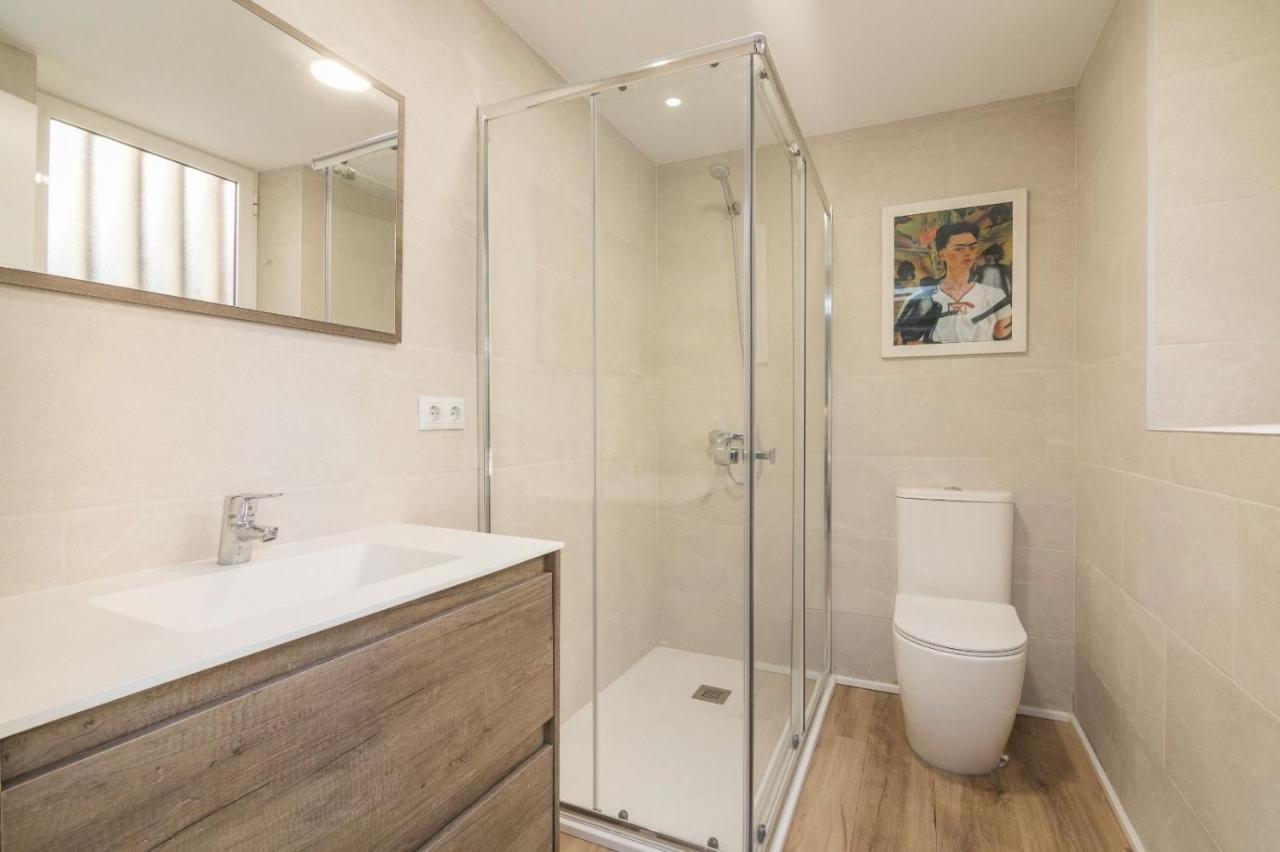Hb Apartments - Apartamento Plaza Luceros Playa Alicante Loft Com Buitenkant foto