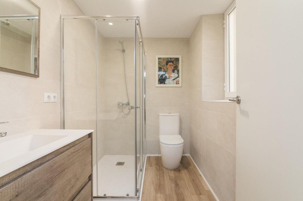 Hb Apartments - Apartamento Plaza Luceros Playa Alicante Loft Com Buitenkant foto